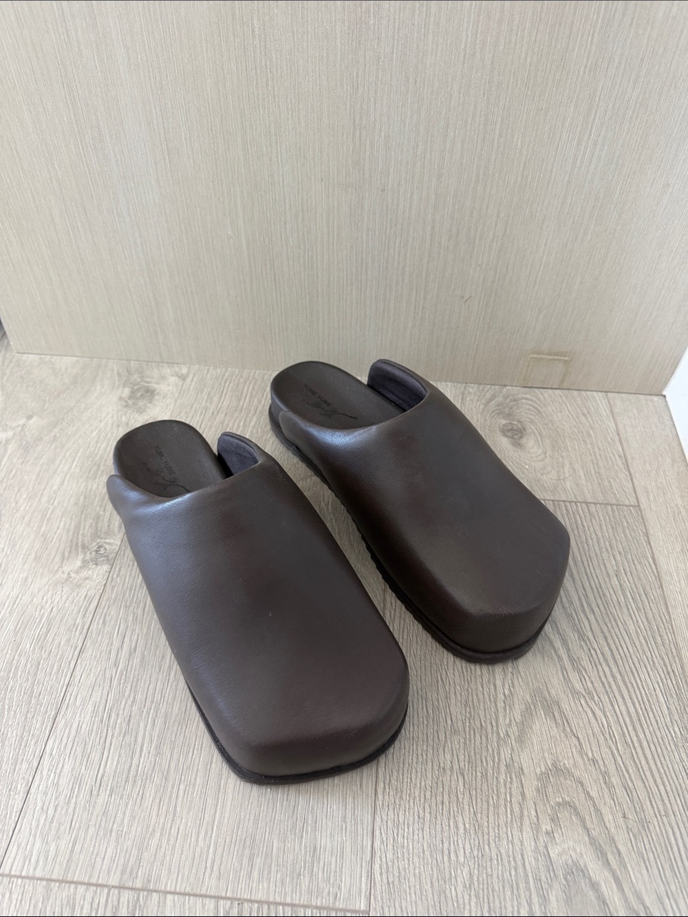 Men's Slip-On Leather Clogs in Dark Brown